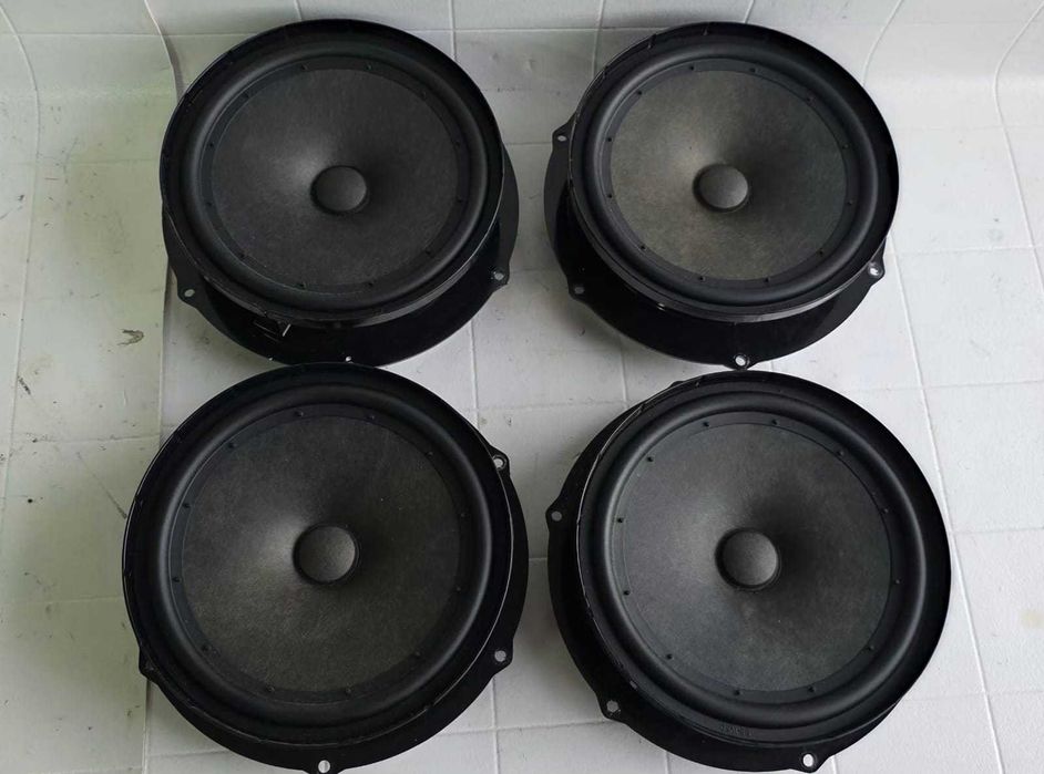 Głośnik drzwi Skoda Superb II