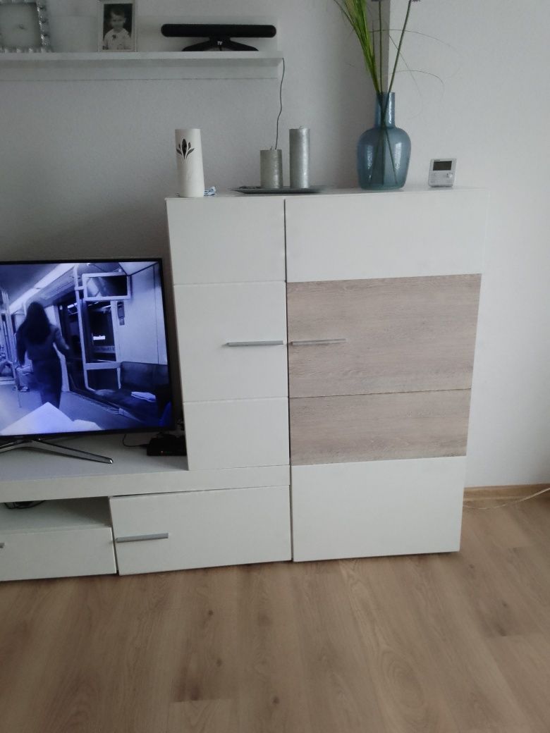 Zestaw mebli do salonu.