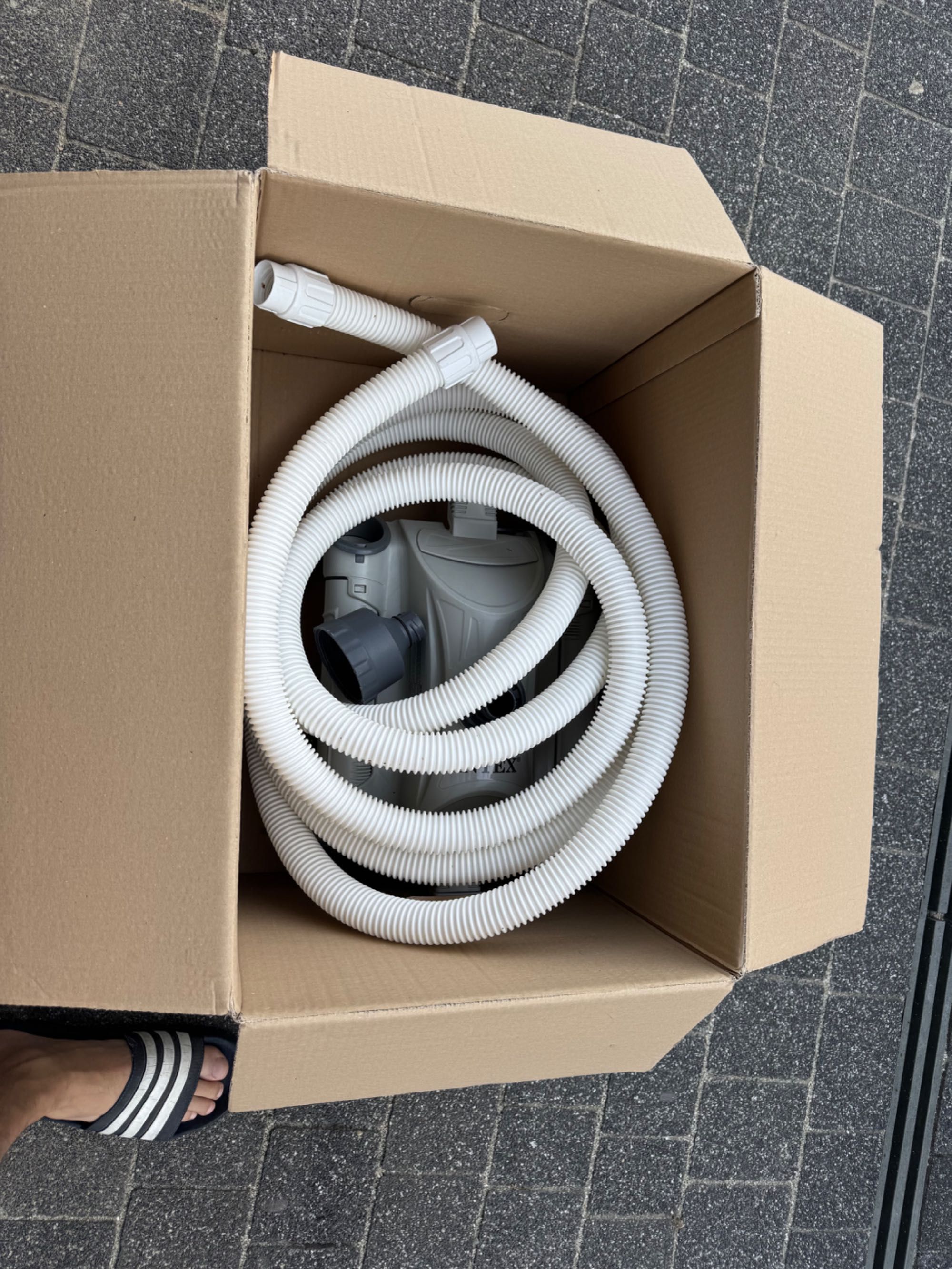Intex 28001 Automatyczny odkurzacz do basenu