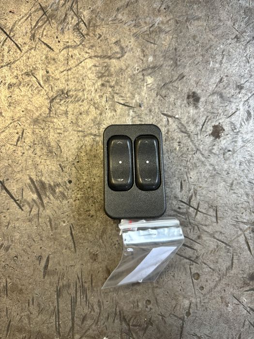 Przełącznik Włącznik Sterowanie Szyb Opel Meriva A rok 2004