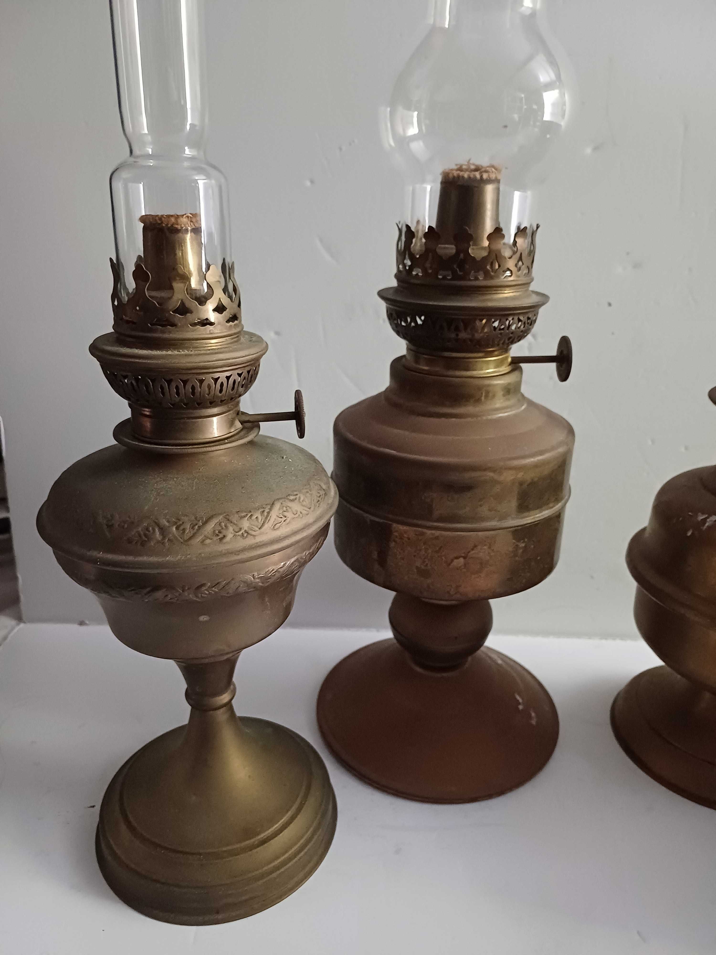 Candeeiros de petróleo com chaminé