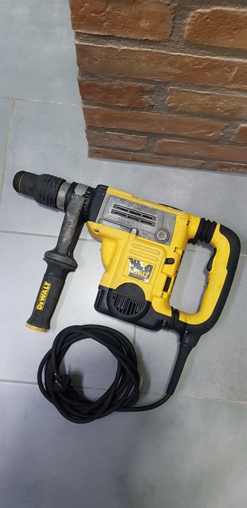 DEWALT D25602 Młotowiertarka SDS-MAX 1250W 8J