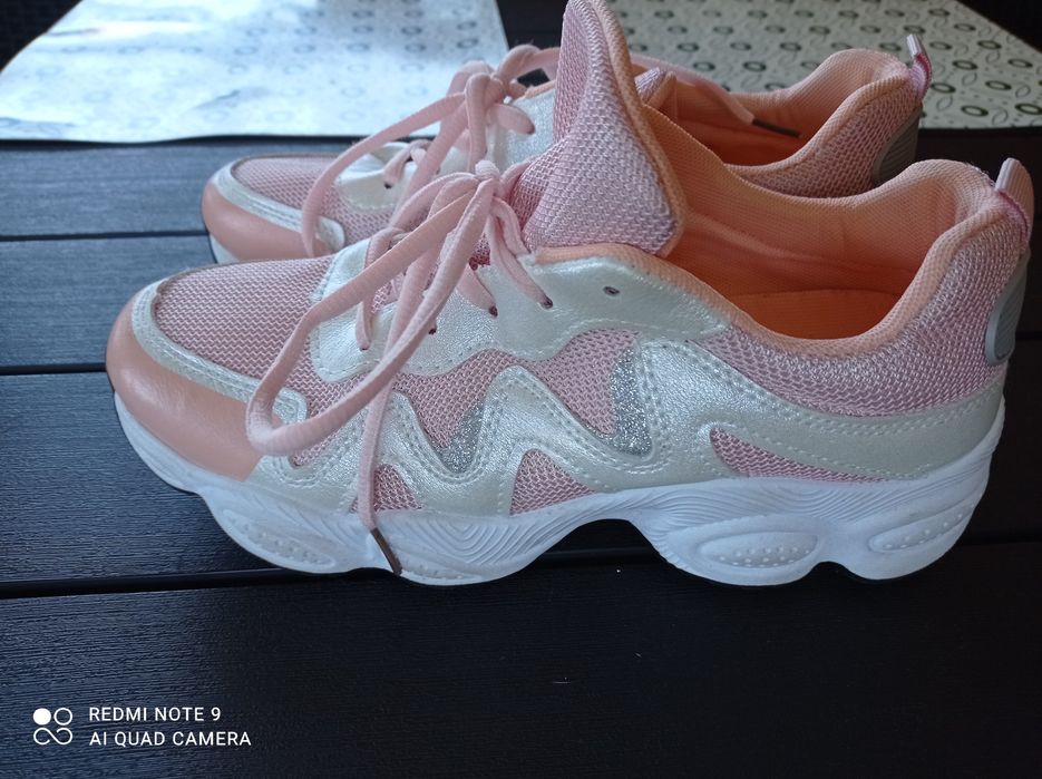 Sneakersy damskie 39