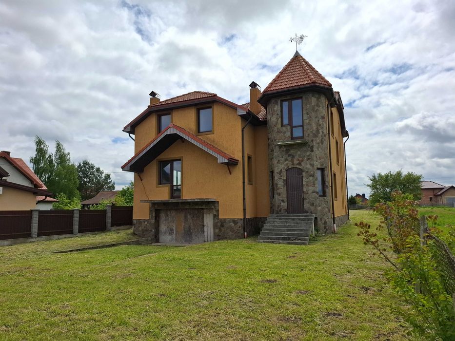 Продаж сучасного будинку, с.Сокільники вул. Хмельницького Б