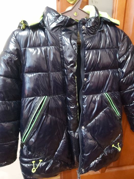 Куртка зимова для дівчинки 122 розмір