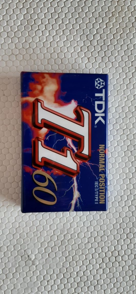 Cassete virgem TDK 60