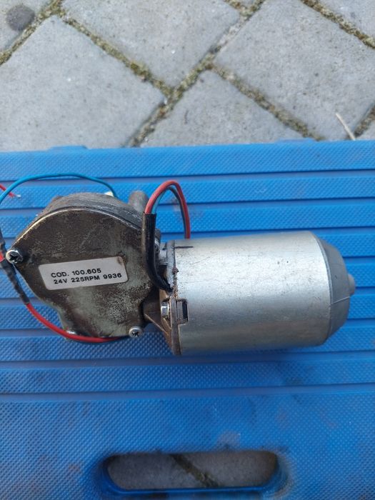 Silnik Podajnika Drutu 24v 225rmp 100605 Migomat 9936 Spawarka