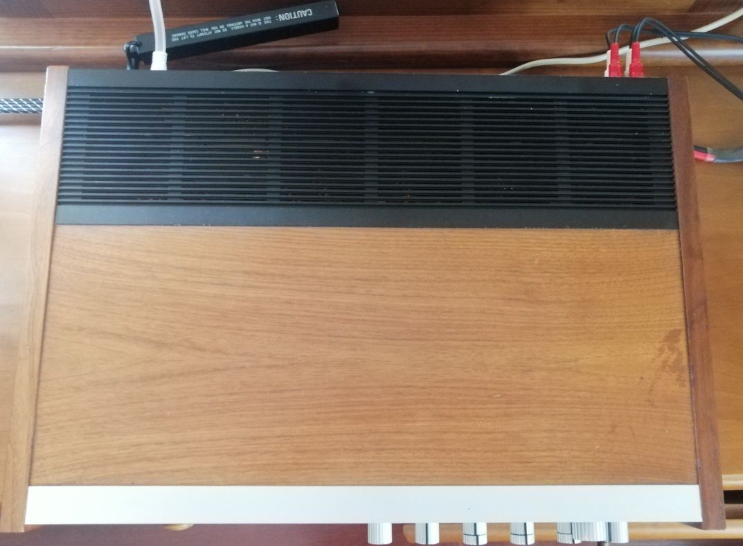 Tandberg TR 2075 receiver
