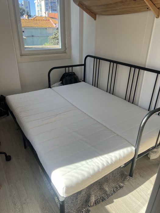 Cama extensivel IKEA FYRESDAL