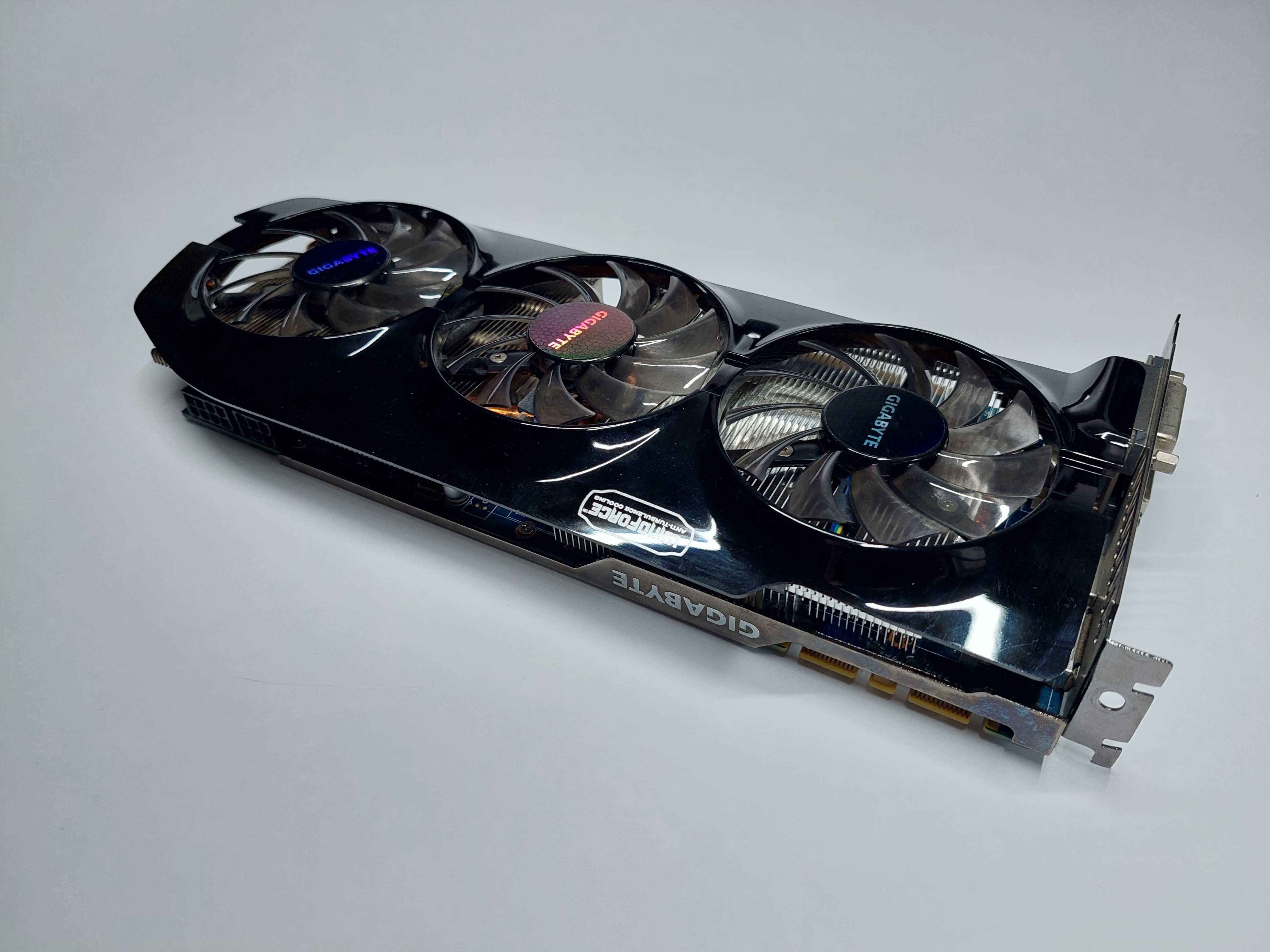 Відеокарта GTX 670 2 gb | GV N 6700C 2048MB 256-bit GDDR5