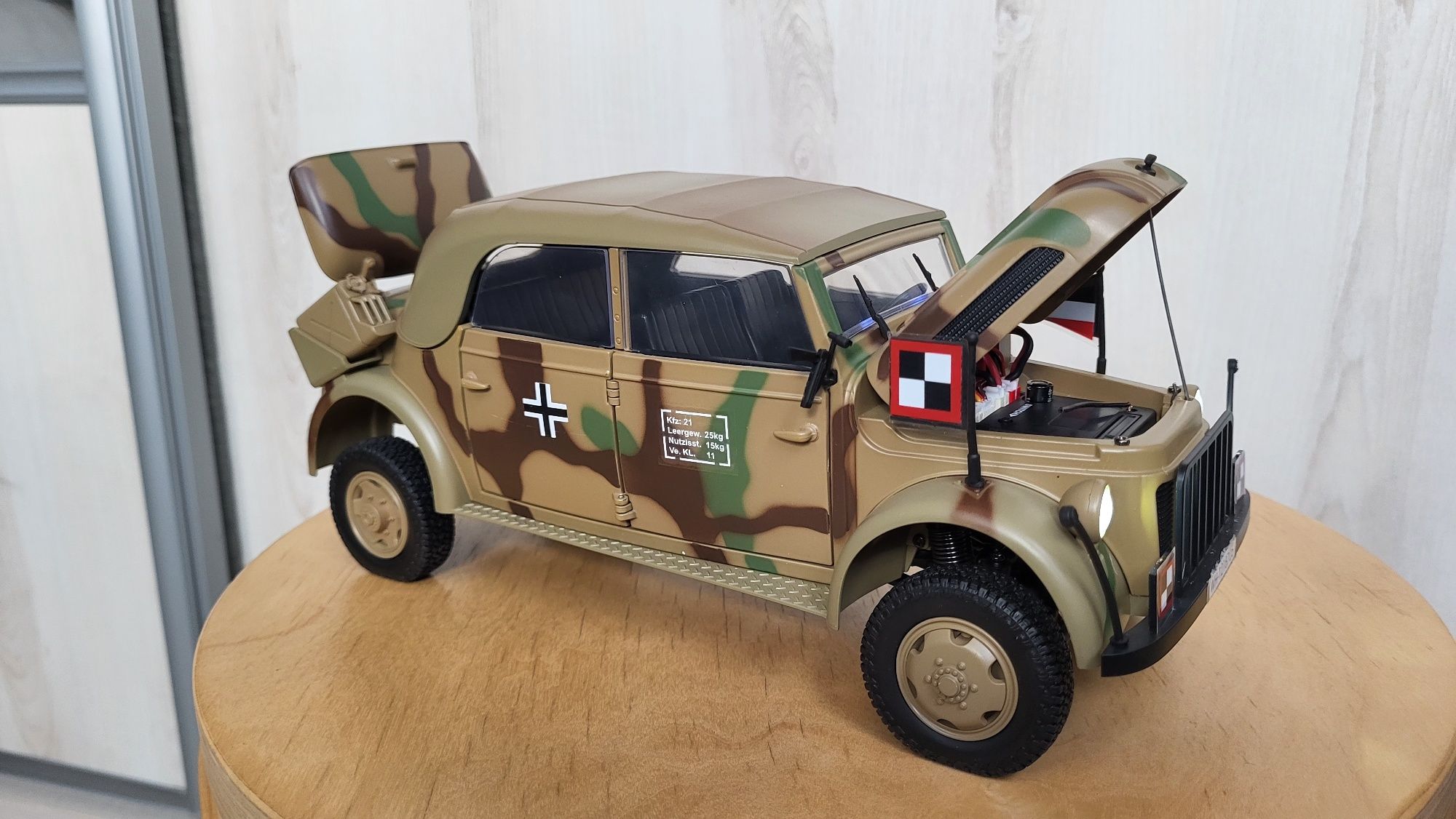 Model rc STEYR 1500 1/18