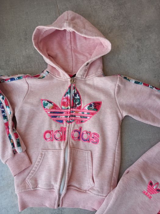 Dres Adidas bluza i spodnie 122