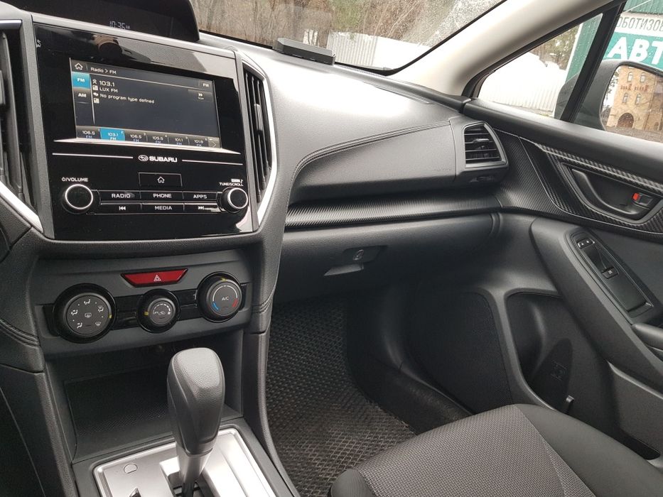 Продам subaru impreza.