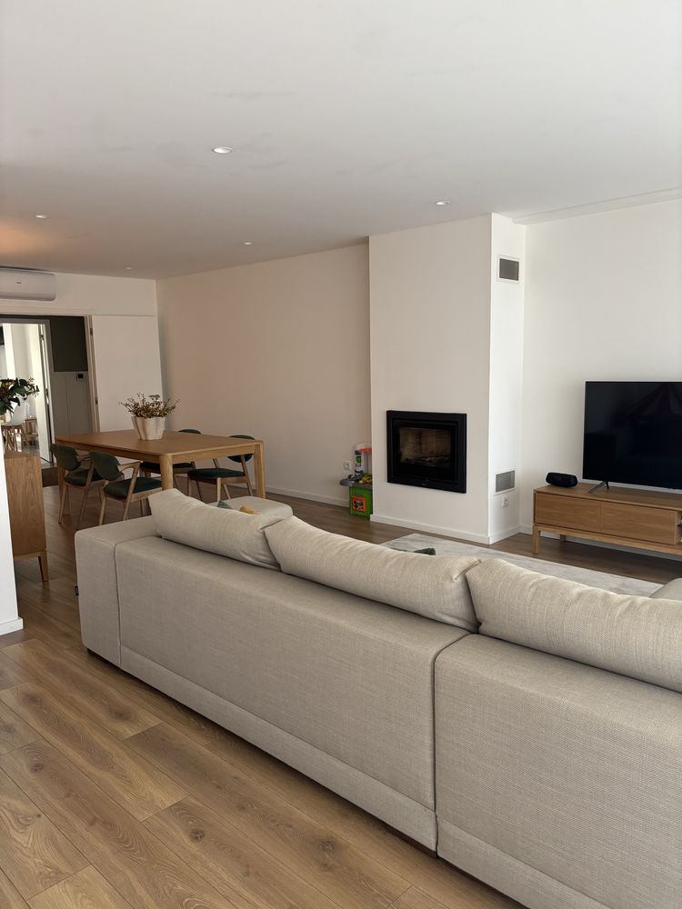 Apartamento T2 em Condominio fechado com Jardim privado de 100m2