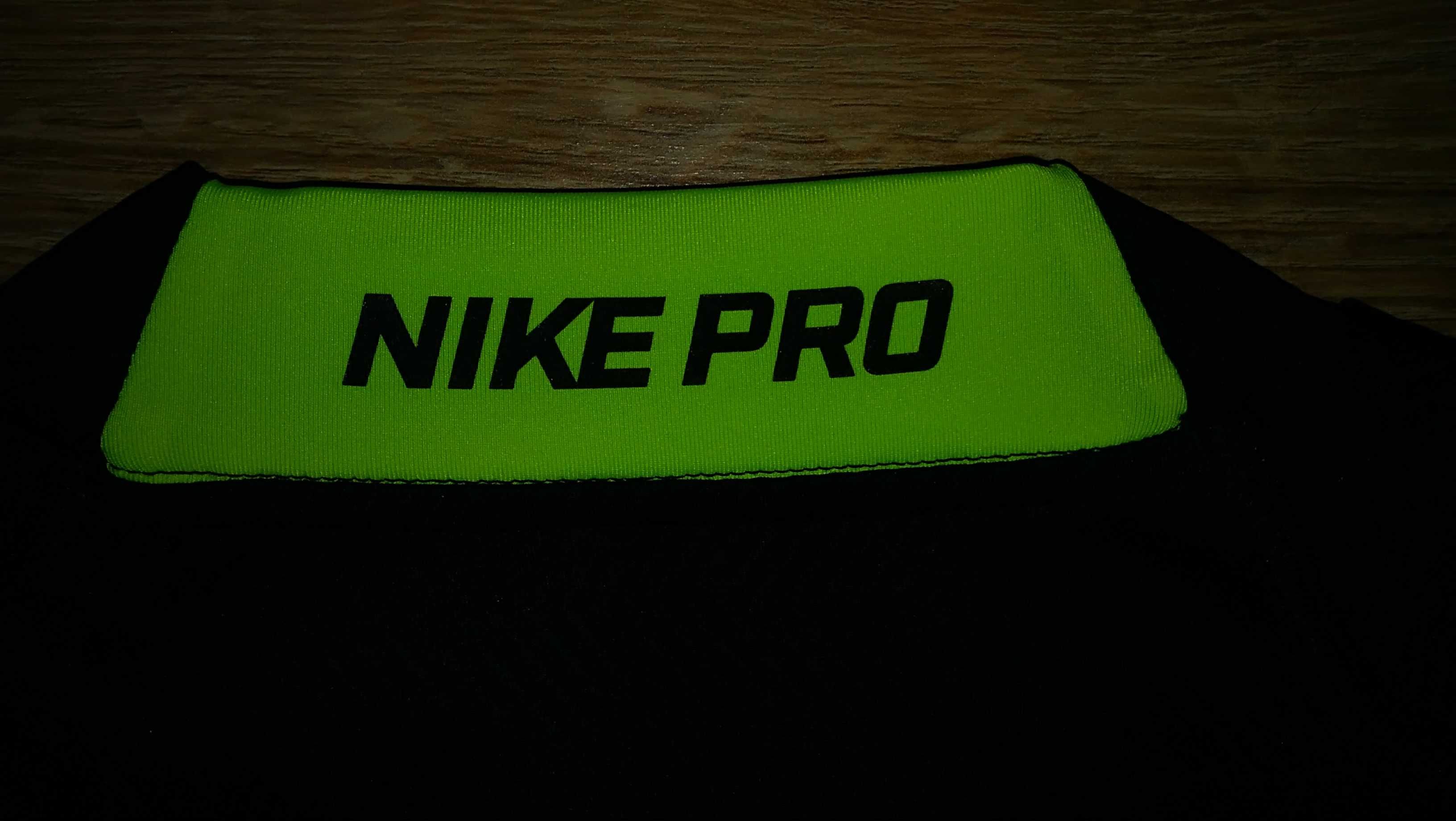Koszulka kompresyjna Nike pro M