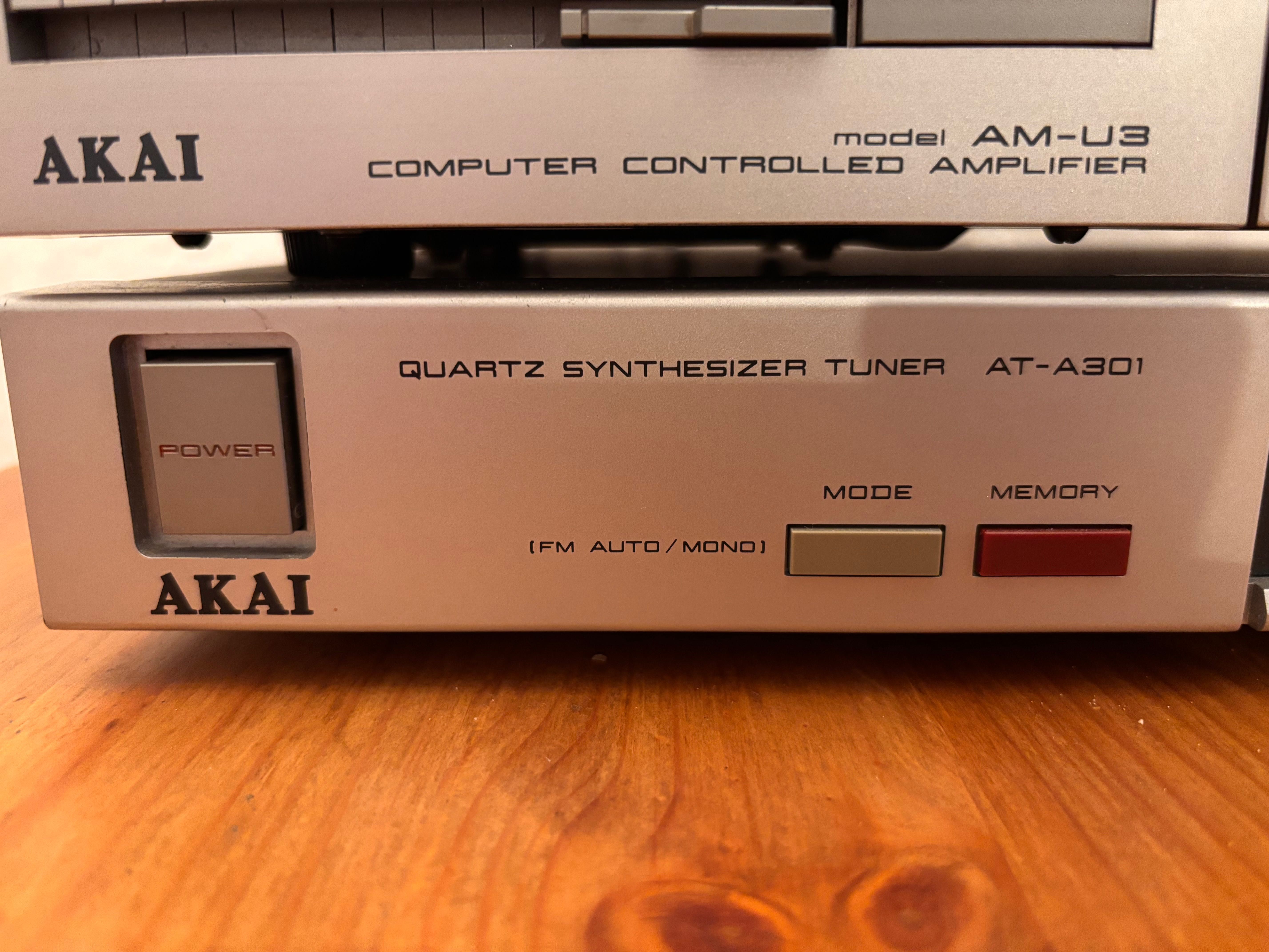Wieża AKAI AM-U3+AT-A301