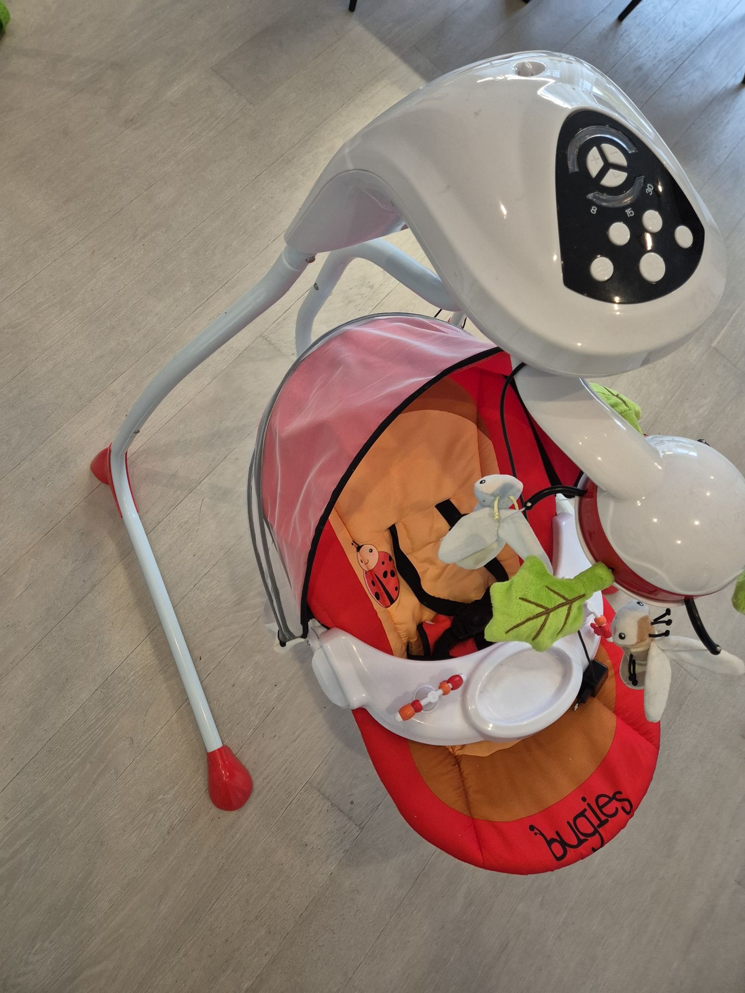 Bujak, Caretero Bugies - Huśtawka