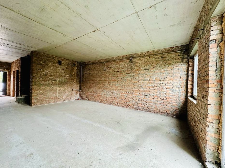 БЕЗ КОМІСІЇ, готовий кутовий таун, можна заходити на ремонт