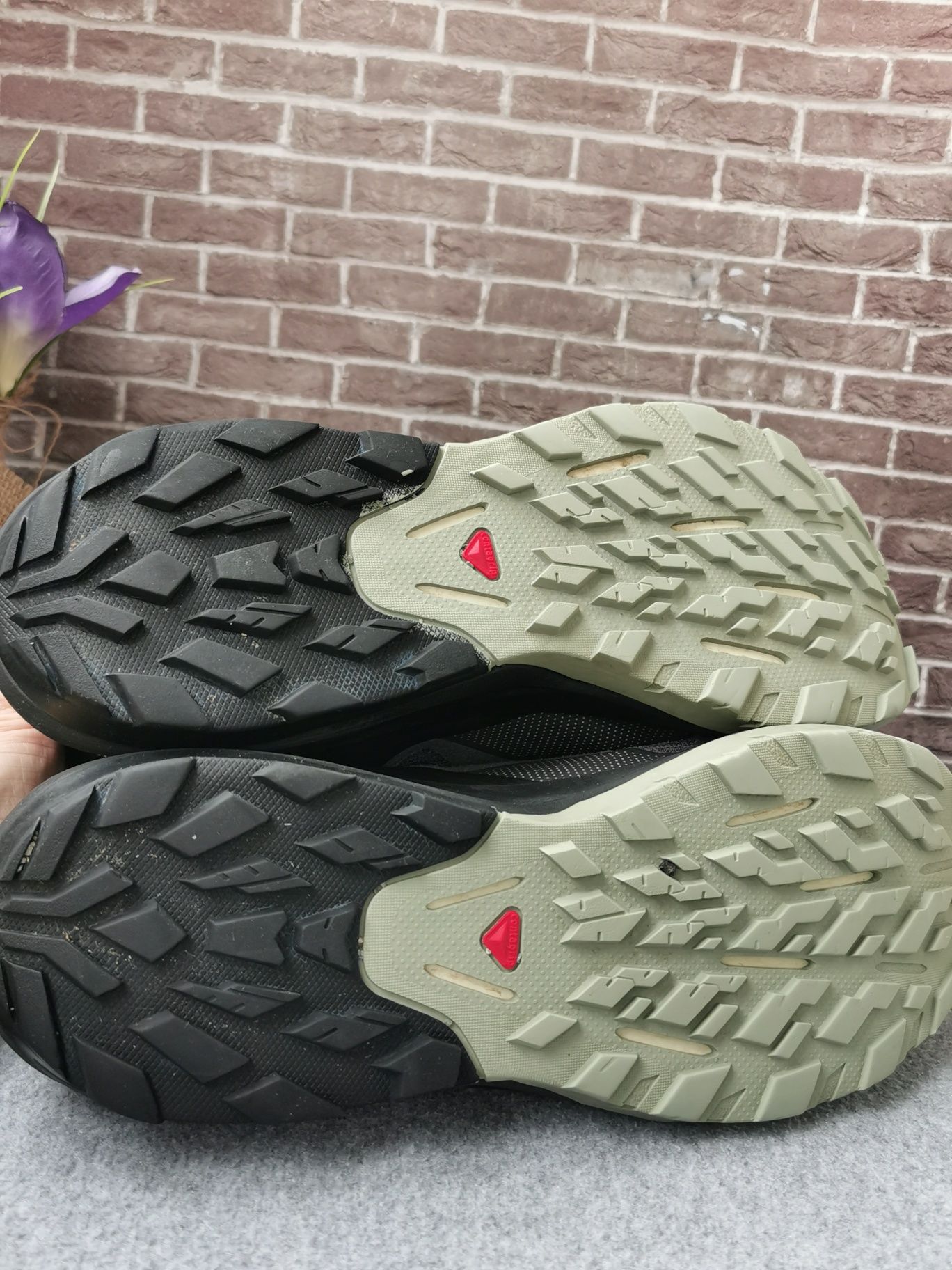 Кросівки 45 розмір, Salomon, Gore-tex, 2022 року
