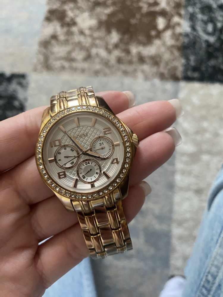 Часы , годинник Guess