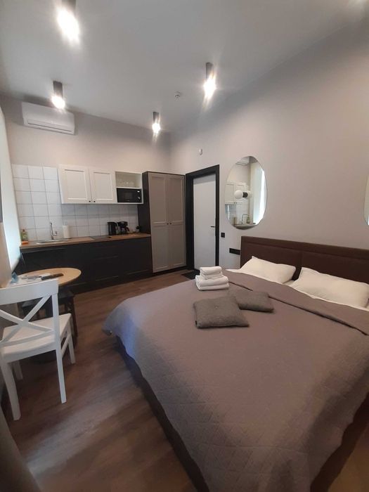 Здам сучасні апартаменти Жилянська центр