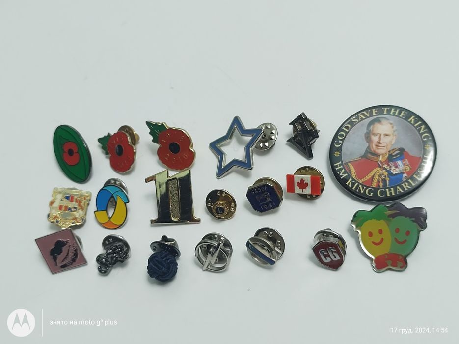 Значки металеві різні