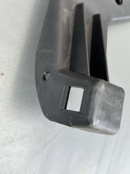 Кріплення Бампера Audi A6 C6 Кноштейн Бамперу Крила Ауді Розборка