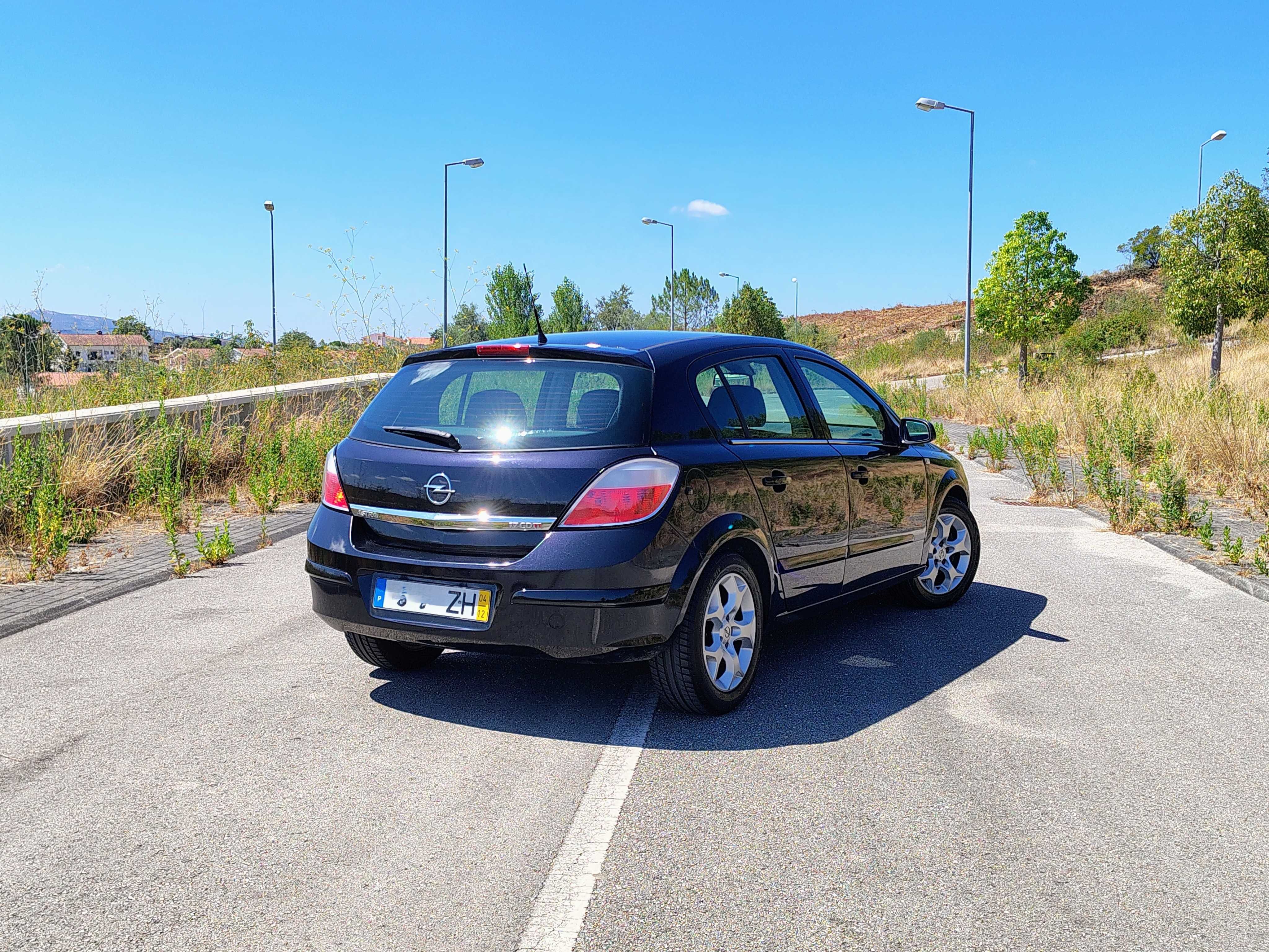 Opel Astra 1.7CDTi Cosmo