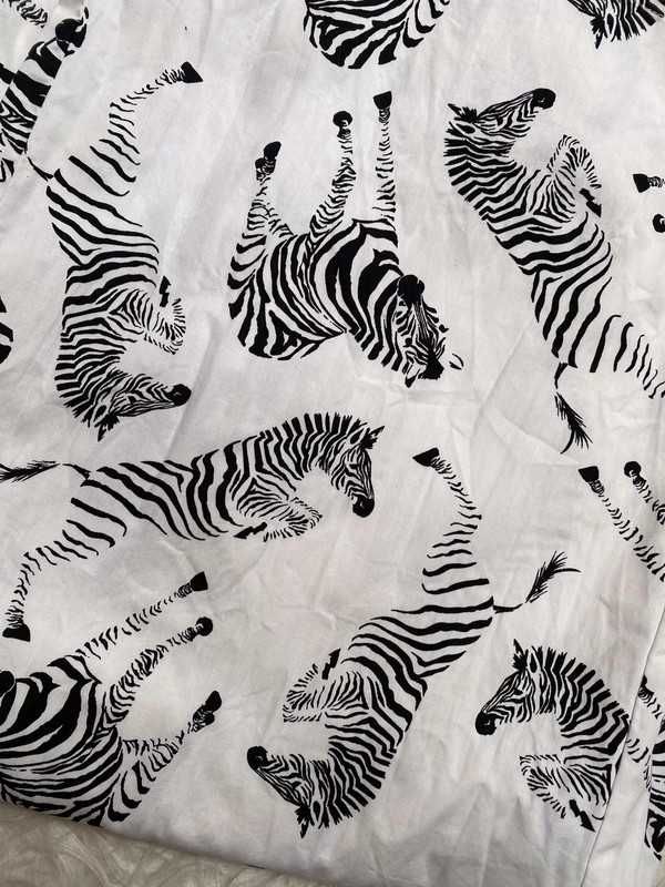 Białe spodnie w zebry rozmiar xl xxl 2xl bawełniane szerokie nogawki