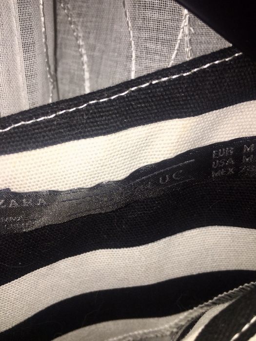 Vestido Zara preto e branco (portes incluídos)