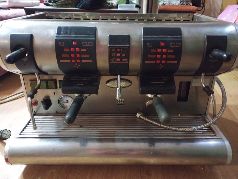 Кофеварка San Marco то профессиональная