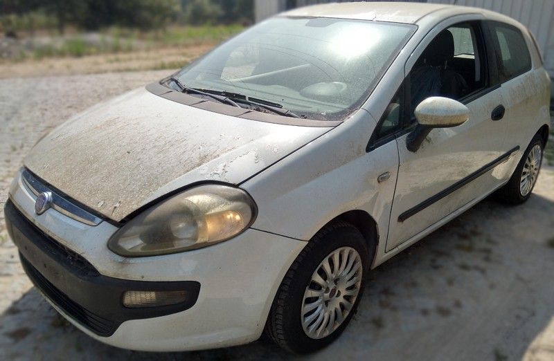 Fiat Punto EVO 1.3MultiJet 75cv (3PORTAS) -  - Para Peças