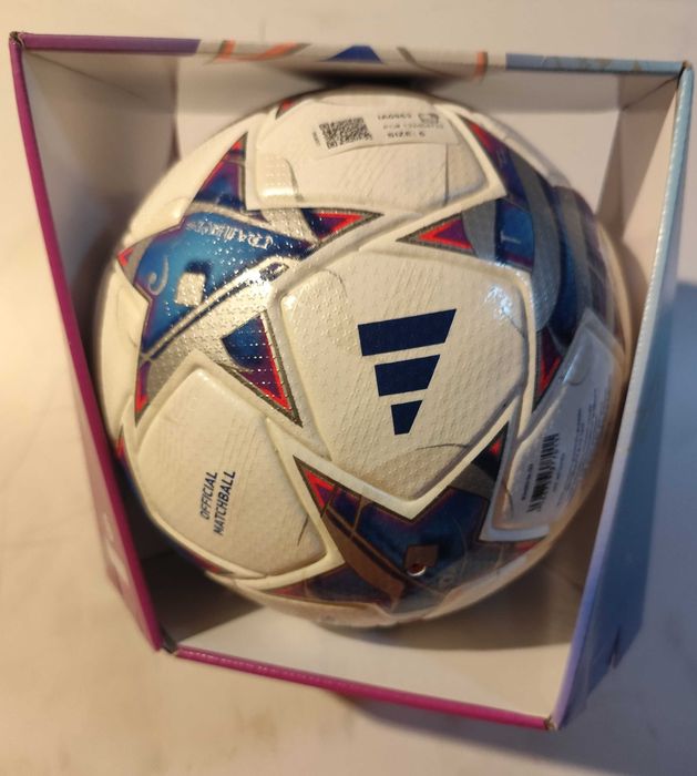 Piłka Adidas UEFA Champions League FIFA PRO (Rozmiar 5) IA0953