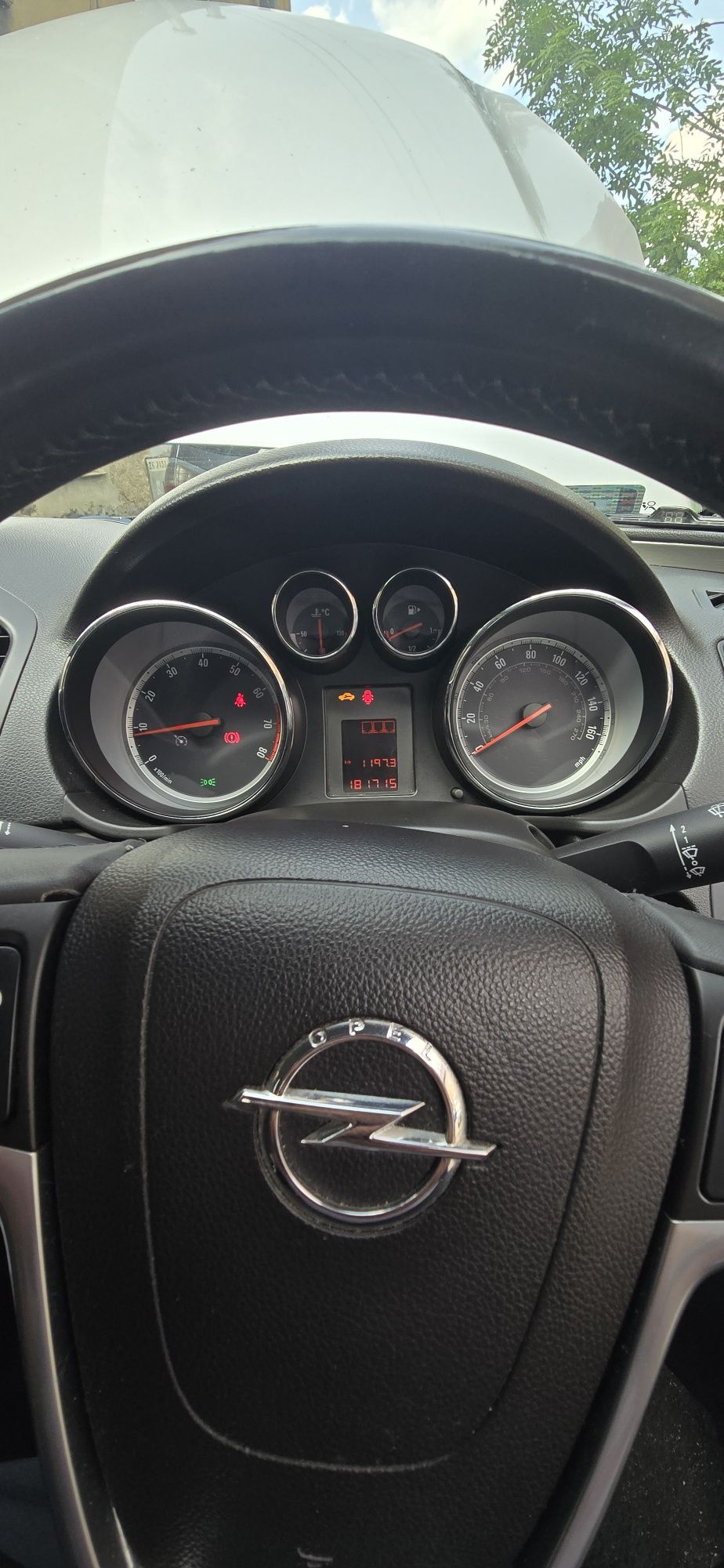 Opel insignia 1.6 Anglik 2009r [Zamiana]