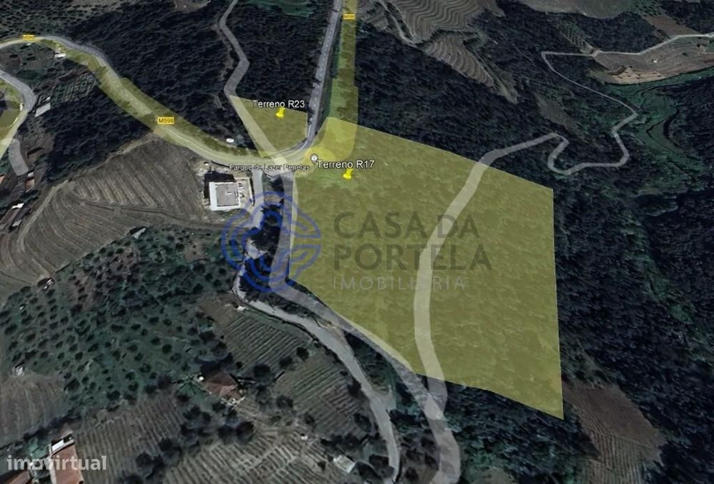 Terreno no DOURO com vistas deslumbrantes, com capacidade construtiva.
