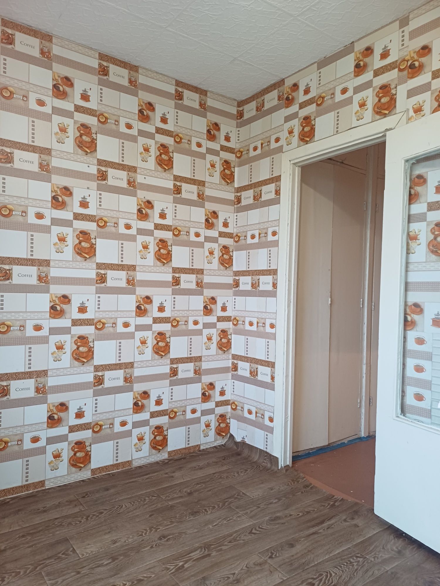 Продам 1но комн Чешка 8/14 эт дома микр. Горняцкий 42м р.Саксаганский!