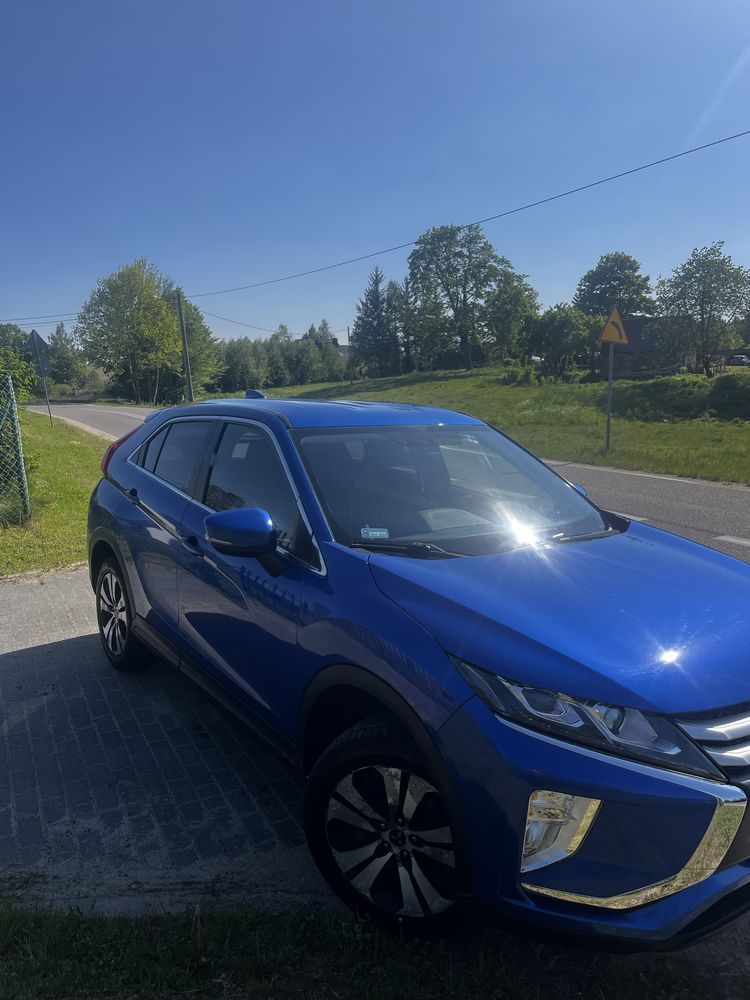 Mitsubishi Eclipse Cross 1.5 T /4x4/automat/kamera