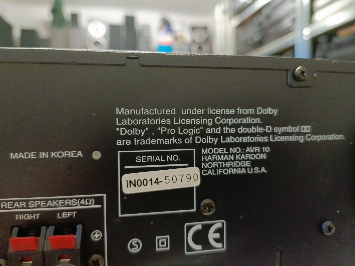 Amplituner Harman Kardon AVR 10, pilot