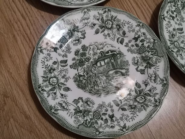4 talerze porcelanowe
