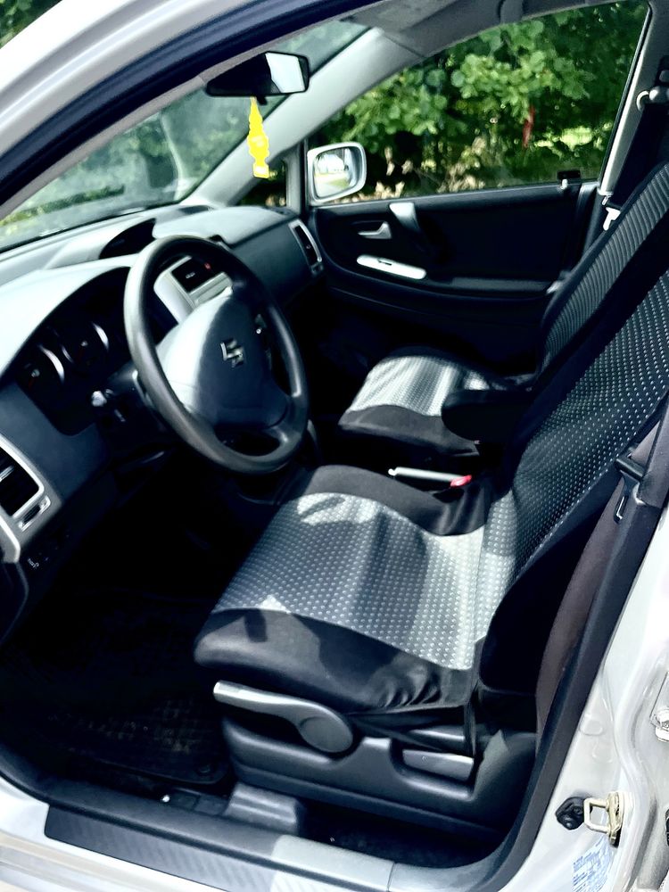 Suzuki Liana Automat Gaz 1.6