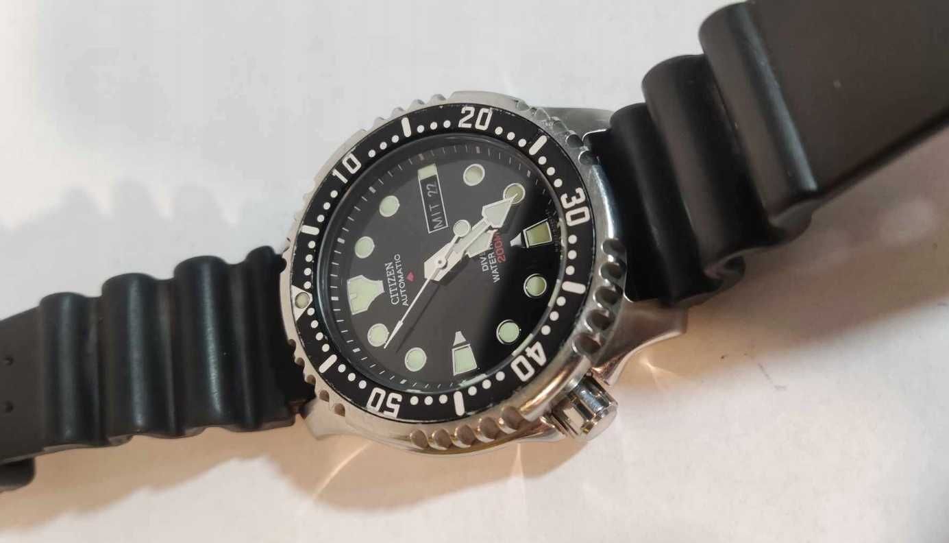 Citizen zegarek męski NY0040-09E Diver