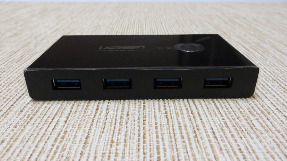 USB хаб коммутатор KVM для 2 компьютеров USB 3.0 Ugreen