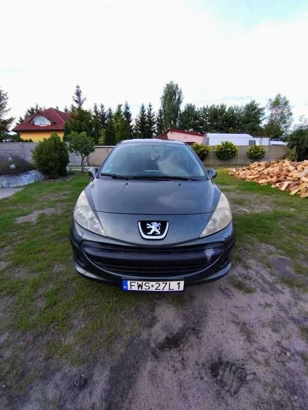 Peugeot 207 | 1.6 HDi | 2007