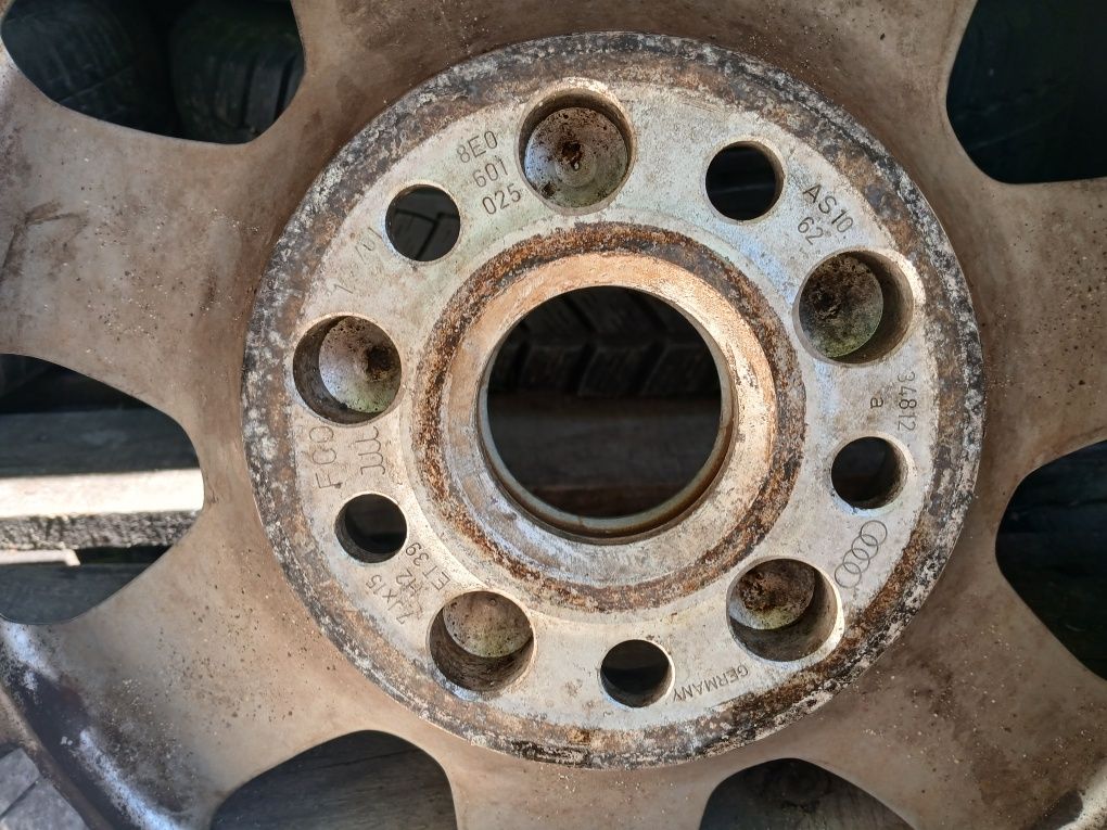 Alufelga AUDI A4 B6 FELGA 15 calowa 5x112 ET39