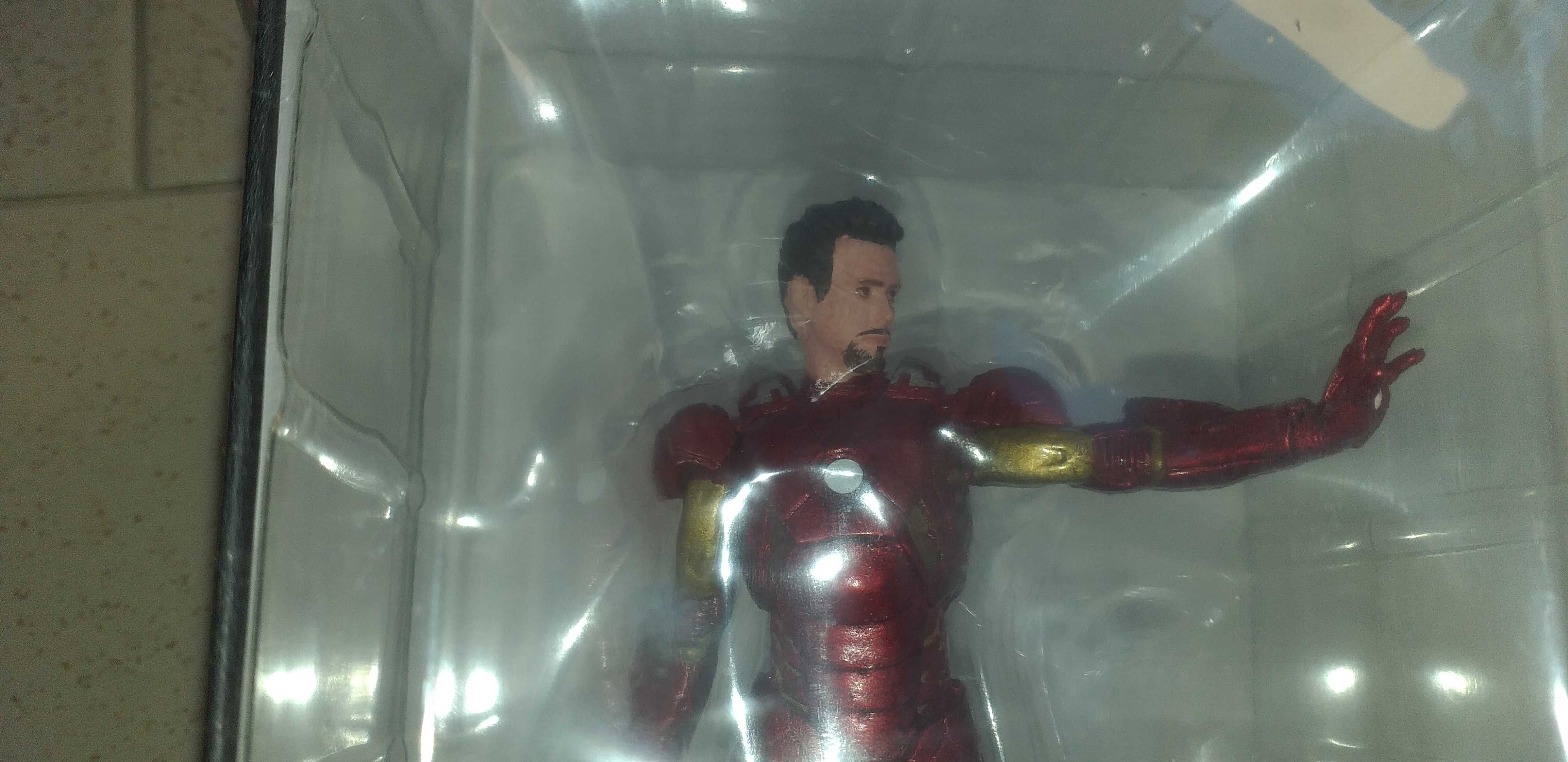 Figura Marvel IronMan Iron Man 15 cm nova em caixa selada