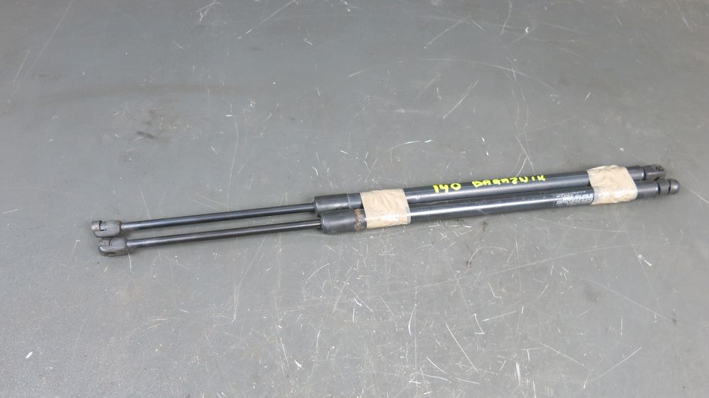 Hyundai I40 kombi siłowniki klapy bagażnika tył