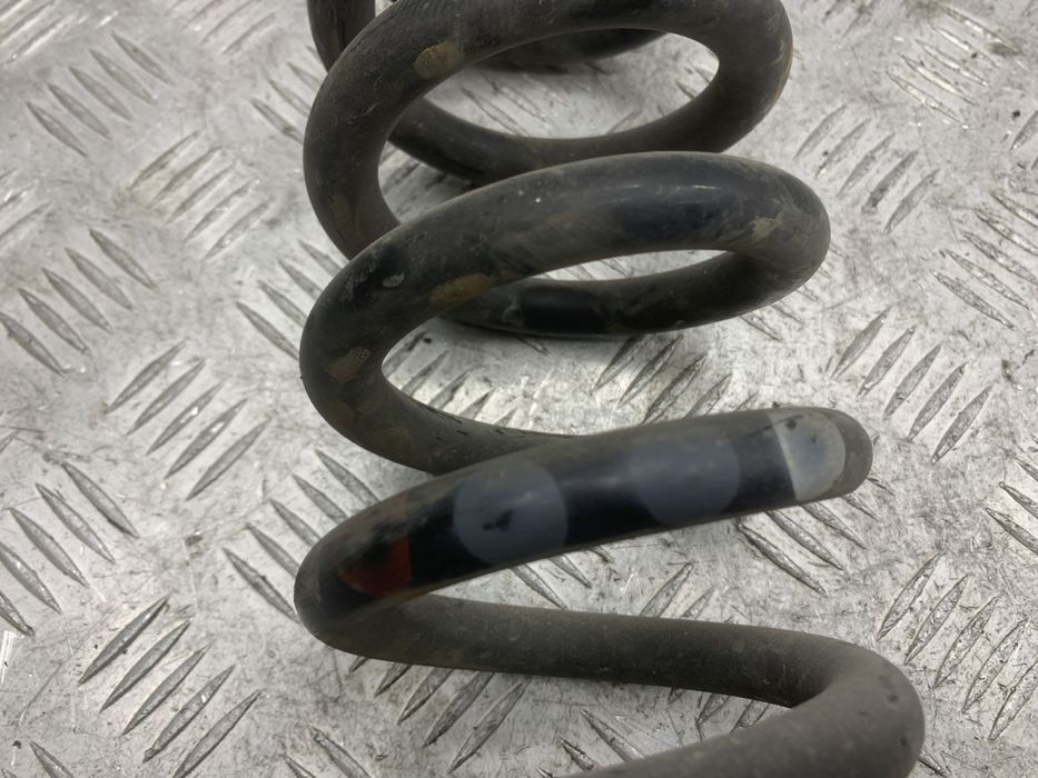 Пружина задней подвески левая/правая A2053241004 для Mercedes Benz W20