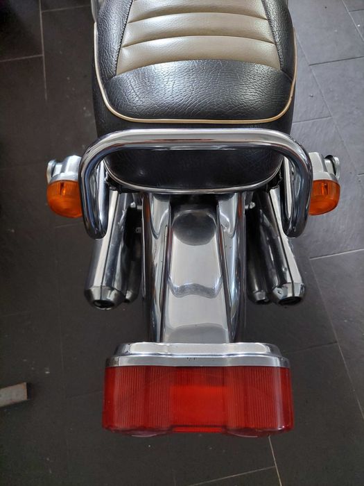 Suzuki GT 750 Laranja