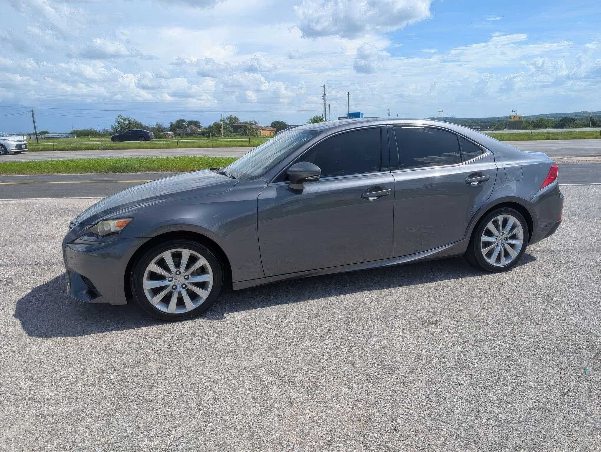 2015 Lexus IS 250 Sedan AWD 2.5