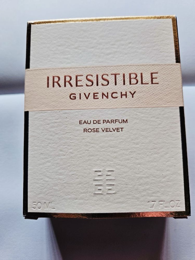 Eau de parfum “irresistible - Givenchy